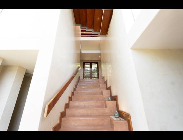 4 BEDROOM HOUSE FOR SALE IN ZIMBALI ESTATE